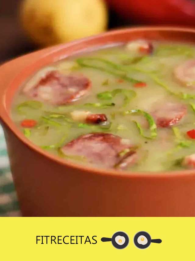  A receita de caldo verde brasileiro é ótima para aqueles dias frios e de inverno.