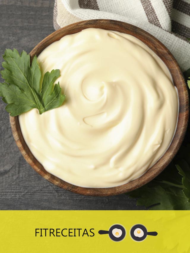  Este creme de queijo é perfeito para ser utilizado como molho em diversas preparações, como massas, legumes ou até mesmo como cobertura para carnes grelhadas.