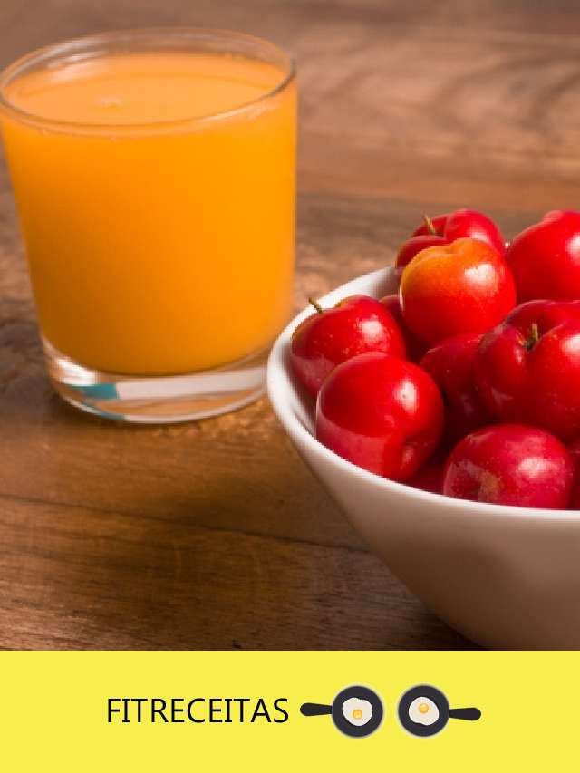  O suco de acerola com laranja é uma excelente fonte de vitamina C, fornecendo um poderoso impulso para a saúde do sistema imunológico. A acerola é uma das frutas mais ricas em vitamina C, enquanto a laranja também é uma ótima fonte desse nutriente essencial.