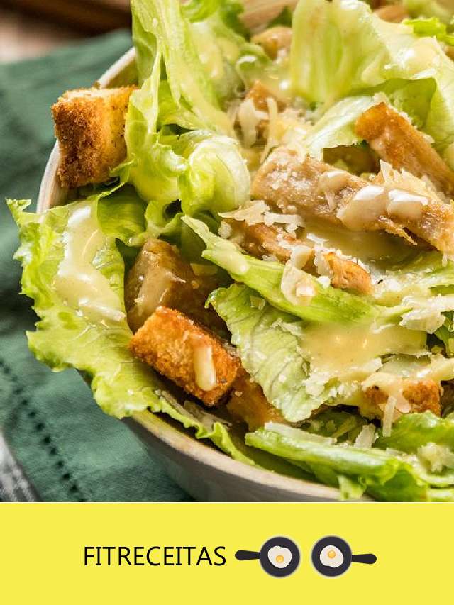  A Salada Caesar é um clássico da culinária que agrada a todos os paladares. Com sua combinação única de alface crocante, croutons, queijo parmesão e um molho cremoso e saboroso, essa salada se destaca pela sua simplicidade e delicioso sabor. 