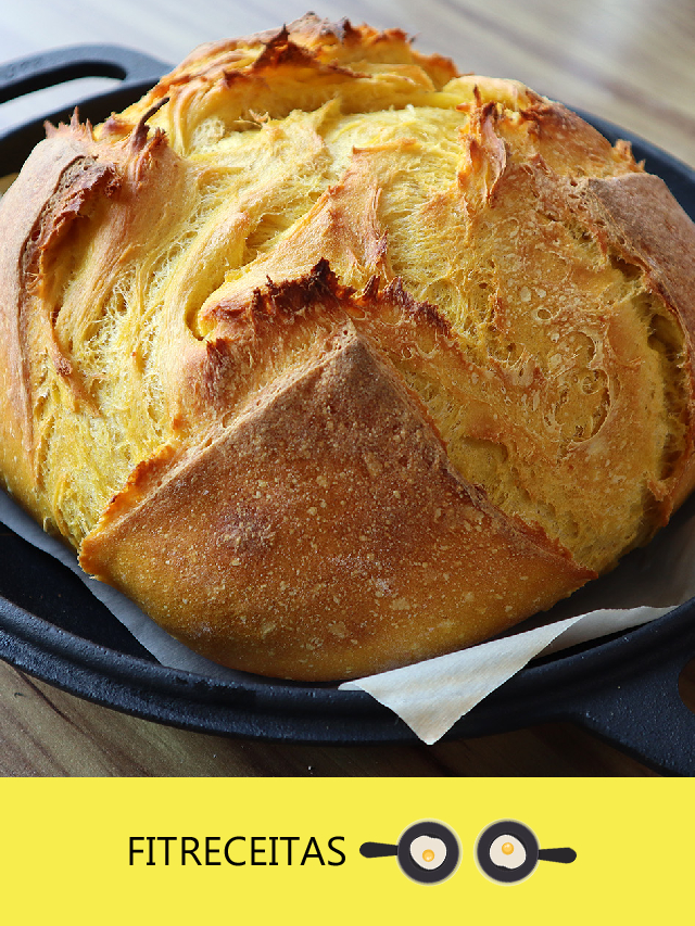  Este pão de abóbora é uma verdadeira celebração do outono em forma de comida. Cada fatia é uma explosão de sabor, combinando a doçura natural da abóbora com as notas quentes das especiarias. Se você quiser, sirva-o com manteiga derretida ou uma generosa porção de geléia de frutas para uma experiência de sabor ainda mais indulgente.